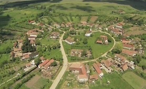 România la înălţime: Charlottenburg, satul rotund din judeţul Timiş