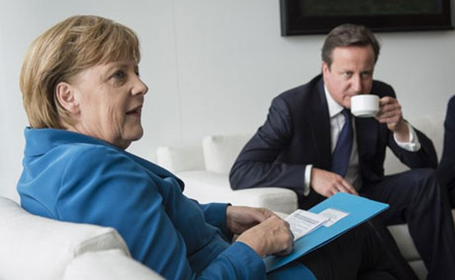 Merkel şi Cameron au negociat persoana care va deţine şefia Comisiei Europene