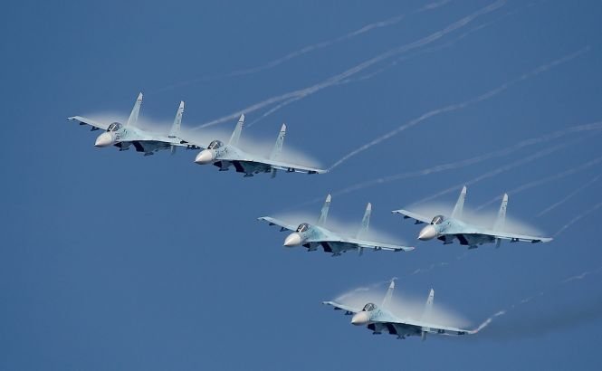 20 de aparate Su-27 consolidează flota aeriană rusă din Crimeea
