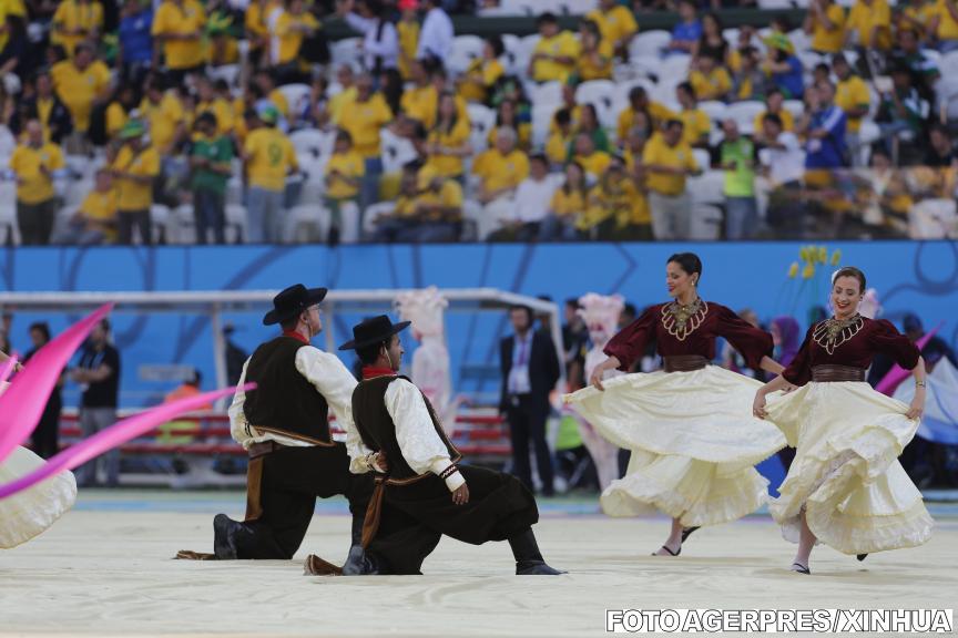Cupa Mondială a debutat cu incidente pe străzile din Sao Paulo şi cu o ceremonie de deschidere de 25 de minute 263490