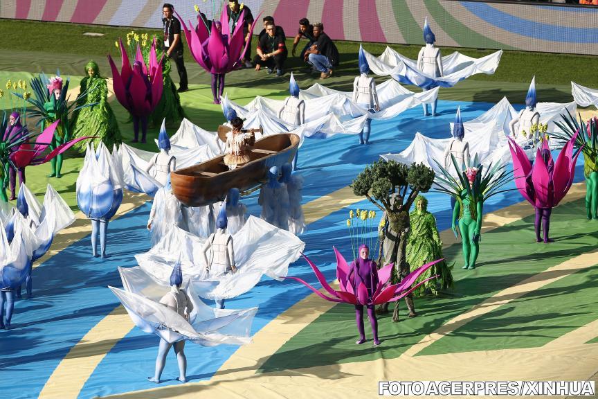 Cupa Mondială a debutat cu incidente pe străzile din Sao Paulo şi cu o ceremonie de deschidere de 25 de minute 263492