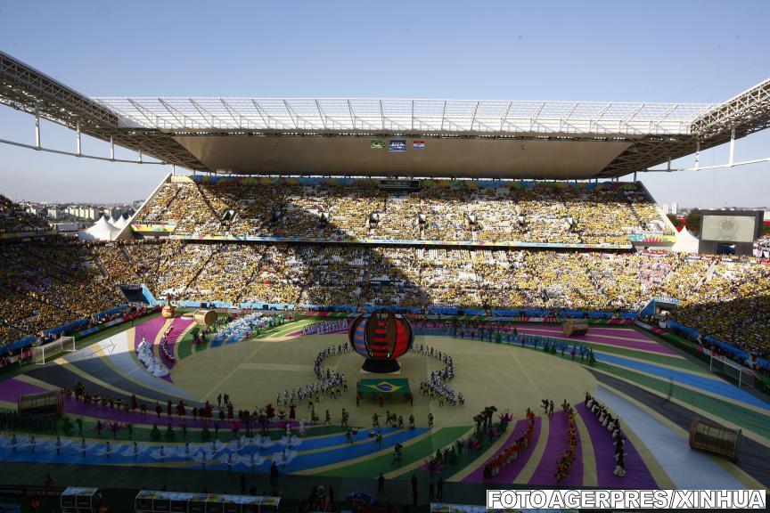 Cupa Mondială a debutat cu incidente pe străzile din Sao Paulo şi cu o ceremonie de deschidere de 25 de minute 263495