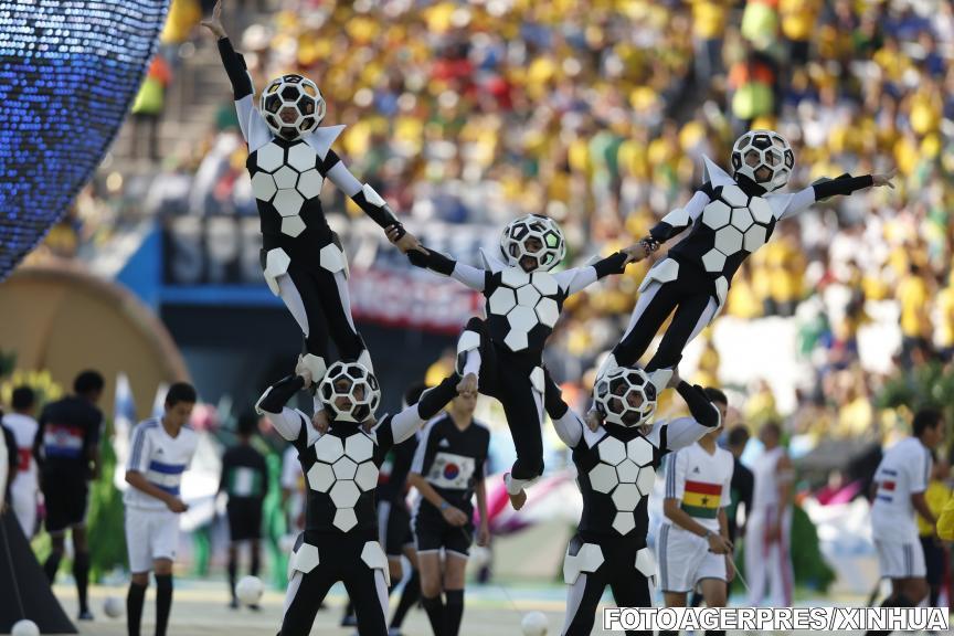 Cupa Mondială a debutat cu incidente pe străzile din Sao Paulo şi cu o ceremonie de deschidere de 25 de minute 263497