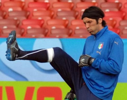 Gianluigi Buffon va fi INDISPONIBIL pentru meciul dintre Italia şi Anglia