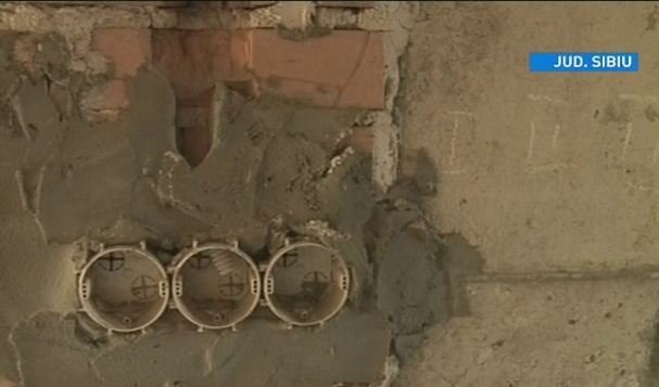 Bani blocaţi în şcoli neterminate şi construcţii inutile, la Sibiu