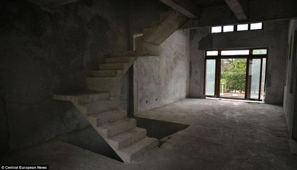 "Oraşul MORŢILOR" din China. O casă costă 300.000 de dolari, dar NIMENI nu a pus piciorul aici 263870