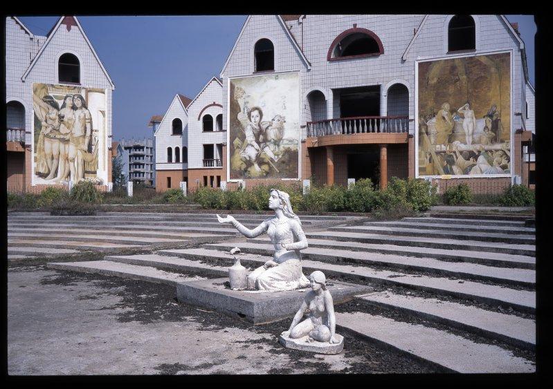 "Oraşul MORŢILOR" din China. O casă costă 300.000 de dolari, dar NIMENI nu a pus piciorul aici 263874