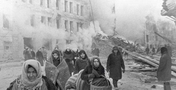 Hitler lua 28 de medicamente în fiecare zi pentru o boală ruşinoasă. Lucruri pe care nu le ştiai despre liderul nazist 264263