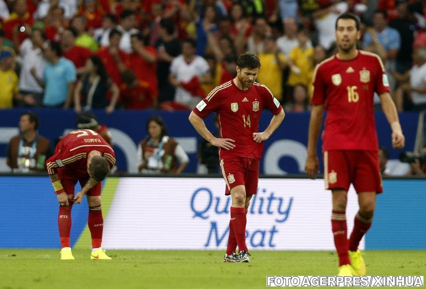 Spania, eliminată de la Cupa Mondială. Chile şi Olanda, primele echipe calificate în optimile de finală