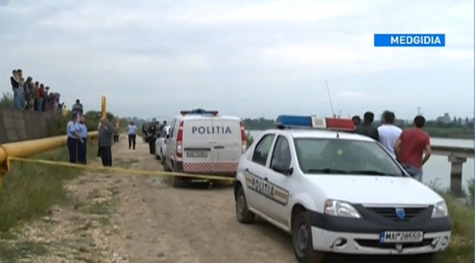 Copil de 2 ani, găsit mort pe malul Canalului Dunăre - Marea Neagră