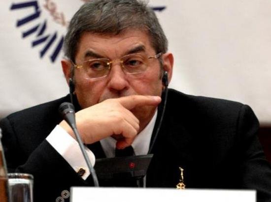 Fostul şef al Camerei de Comerţ, Mihail Vlasov, în arest la domiciliu