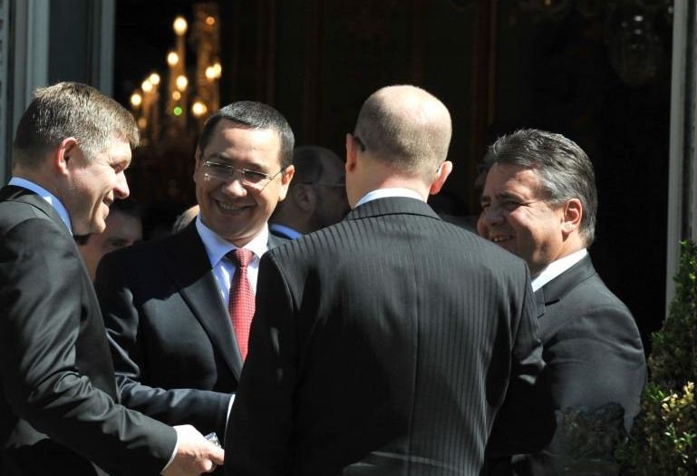INTERVIU cu premierul Victor Ponta: România se află acum la masa negocierilor