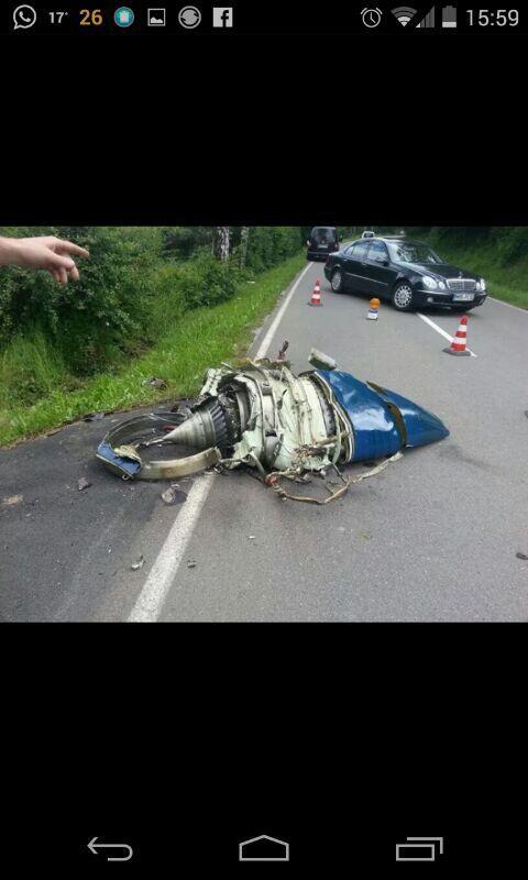 Germania. Un avion de mici dimensiuni s-a ciocnit în aer cu un avion de luptă 265054