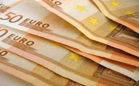 INCOME: Cel mai tânăr stat european ar putea renunţa la moneda euro