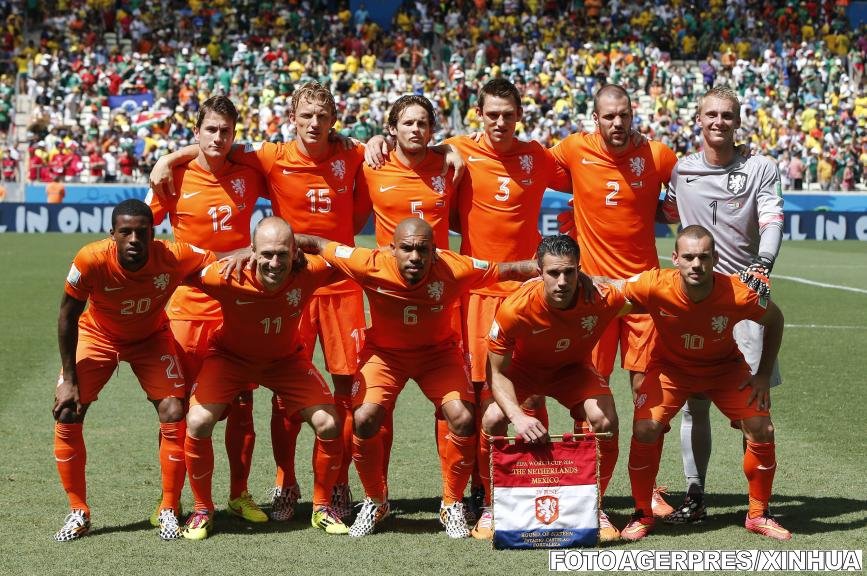 Olanda revine spectaculos în ultimele minute şi se califică în sferturile de finală ale Cupei Mondiale