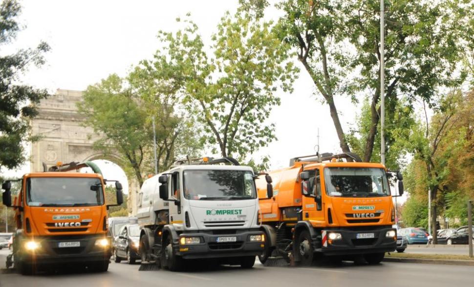 (P) Romprest îşi intensifică activitatea de salubritate pe timpul verii 265941