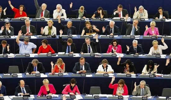 Parlamentul European se reuneşte, astăzi, în prima sesiune plenară