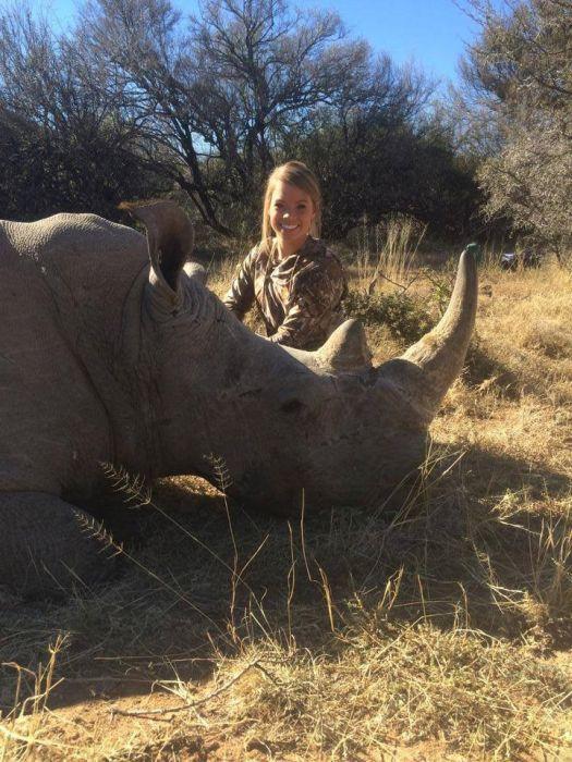 Nu ţi-ai fi imaginat vreodată că această tânără este în stare de aşa ceva. "E una din cele mai căutate persoane după ce a postat asta pe Facebook" 266463