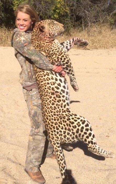 Nu ţi-ai fi imaginat vreodată că această tânără este în stare de aşa ceva. "E una din cele mai căutate persoane după ce a postat asta pe Facebook" 266474