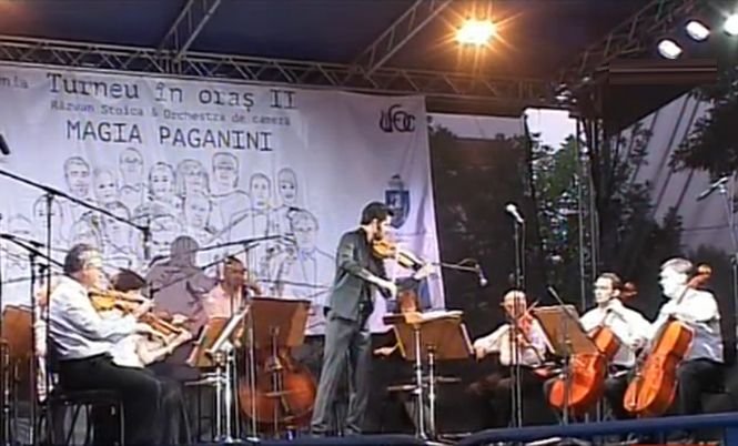 Muzica lui Paganini, pe străzile Băniei