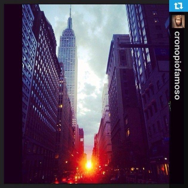 Fenomenul spectaculos care i-a fermecat pe americani. "Manhattanhenge", apusul de soare peste zgârie-norii din NY 267903