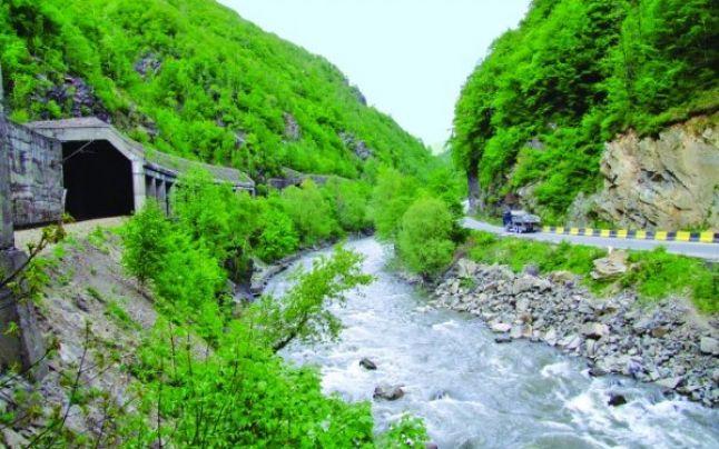 Zece drumuri de POVESTE din România. "Când te uiţi în zare ţi se taie respiraţia" 267913