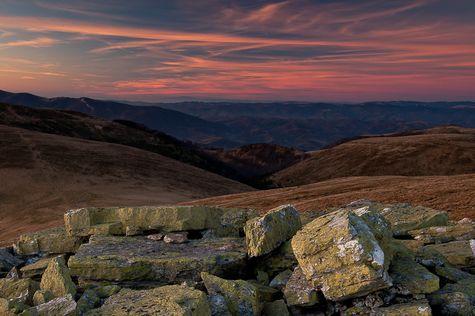 Zece drumuri de POVESTE din România. "Când te uiţi în zare ţi se taie respiraţia" 267918
