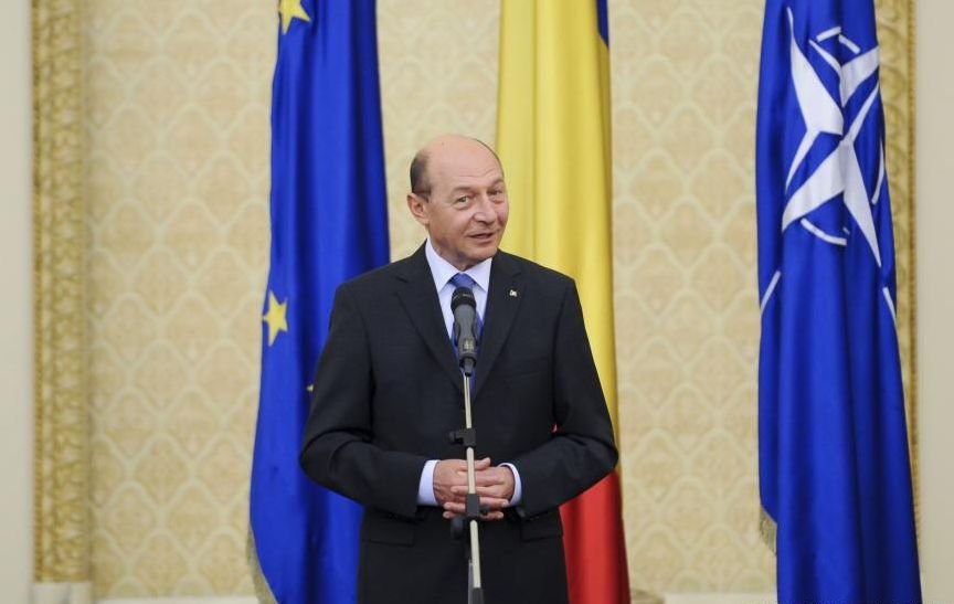 Băsescu: Dacă aş fi premier, aş reduce C.A.S.-ul 
