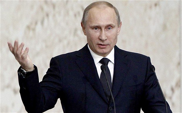 Vladimir Putin acuză SUA de &quot;politică externă agresivă și lipsită de profesionalism&quot;