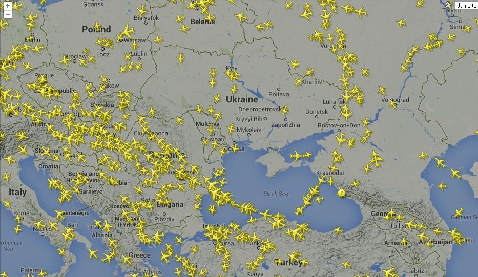 IMAGINI LIVE cu avioanele care sunt în aceste momente în aer. Ucraina, ocolită de majoritatea curselor