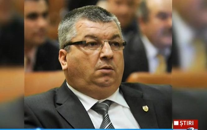 Senatorul UNPR Constantin Popa este acuzat că ar fi bătut un poliţist 