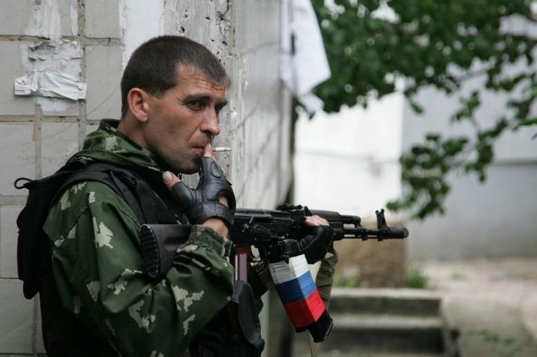 SUA: Rusia A FURNIZAT sisteme sofisticate de RACHETE insurgenţilor proruşi din estul Ucrainei