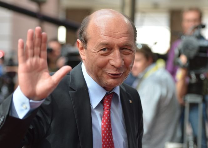 Ginerii lui Traian Băsescu, implicaţi în afaceri dubioase