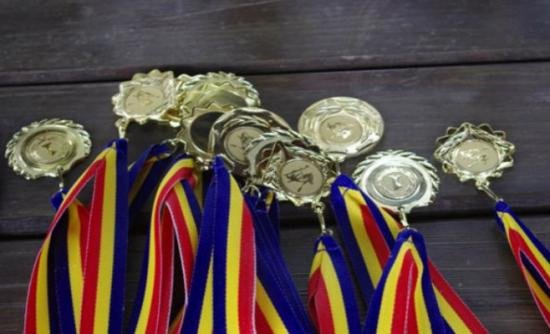 RESPECT pentru copiii de aur ai României. Cinci medalii şi locul I în Europa la Olimpiada Internaţională de Fizică