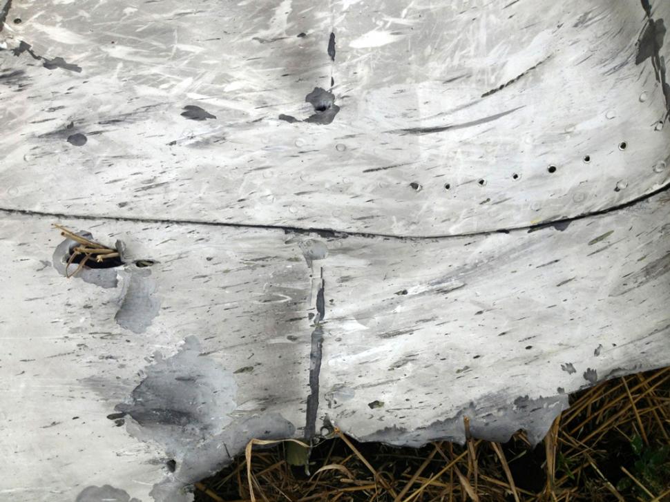 Resturile MH17 oferă indicii despre racheta care a provocat DEZASTRUL aerian 268777