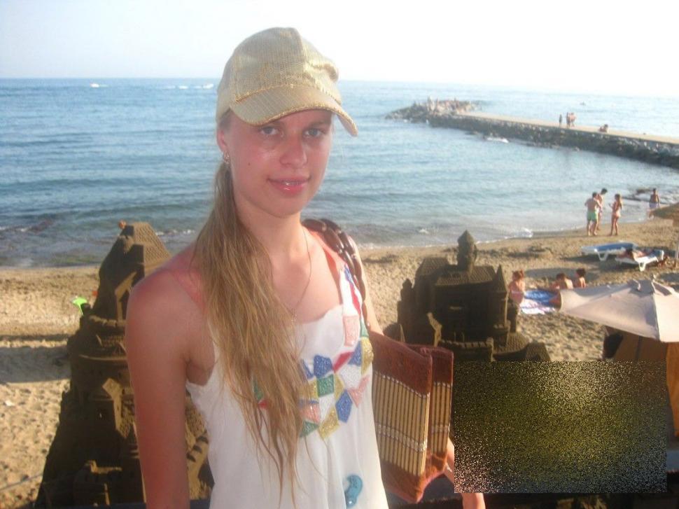 Scandal la Moscova, după apariţia acestor fotografii. Cine este tânăra din imagine şi ce legătură are cu Vladimir Putin 268913