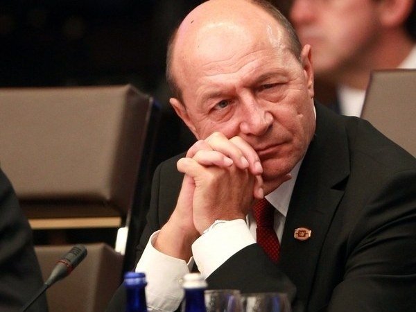 Sesizare pe numele preşedintelui Traian Băsescu pentru spălare de bani