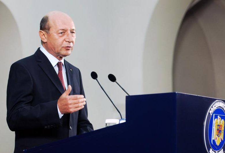 Propunerile premierului pentru Buget şi Cultură, ATACATE DUR de preşedintele Băsescu