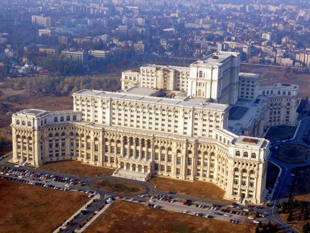 Clădire din România care se află pe locul trei în topul celor mai impresionante 10 clădiri din lume 