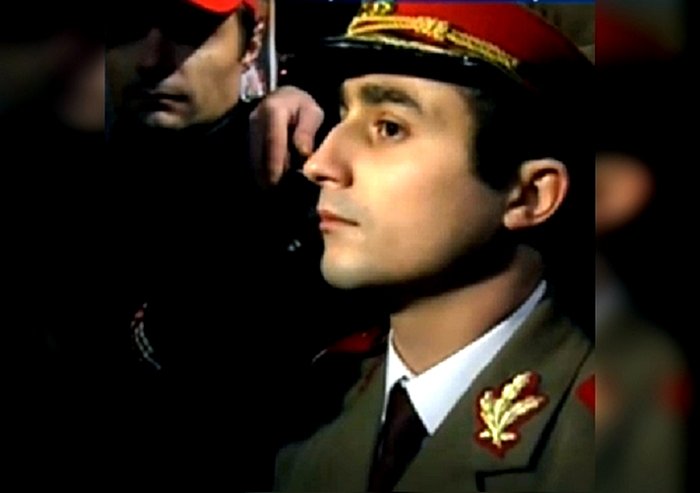 Alexandru Gheorghe, locotenentul care a fost dat afară din armată pentru că a protestat în uniformă, repus în funcţie