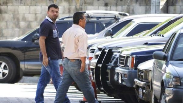 Preot arestat în El Salvador. Poliţiştii au aflat că avea legături cu mafia