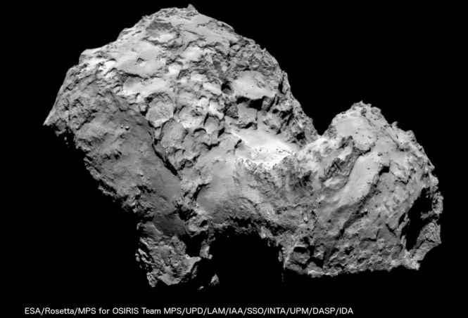  Primul vehicul spaţial din istorie care a efectuat o întâlnire cu o cometă. După o călătorie de 10 ani, Rosetta va începe să transmită informaţii pe Terra