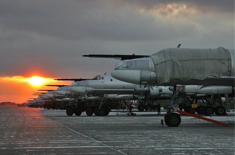 Bombardierele ruseşti au pătruns de 16 ori în spaţiul aerian american în ultimele zece zile