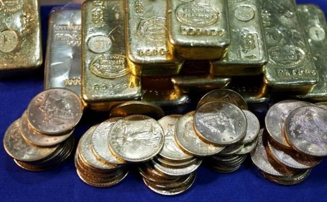 3 muncitori francezi au furat aur în valoare de peste 900.000 de euro