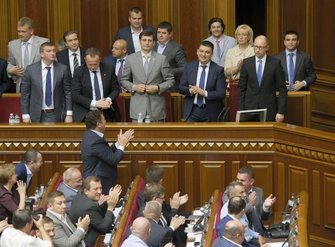 Parlamentul Ucrainei a adoptat un pachet de sancţiuni împotriva Rusiei
