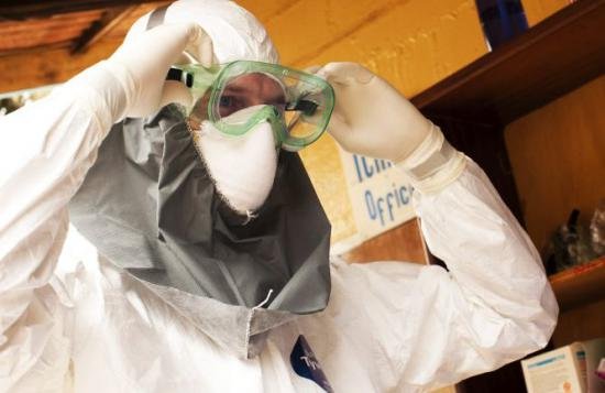 SUA promit Liberiei eşantioane din serul experimental pentru tratarea bolnavilor infectaţi cu Ebola 