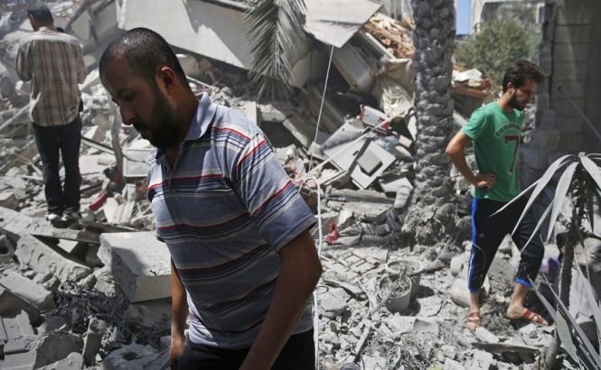 Cinci persoane au murit în Fâşia Gaza. Un jurnalist străin, victimă colaterală în acest incident