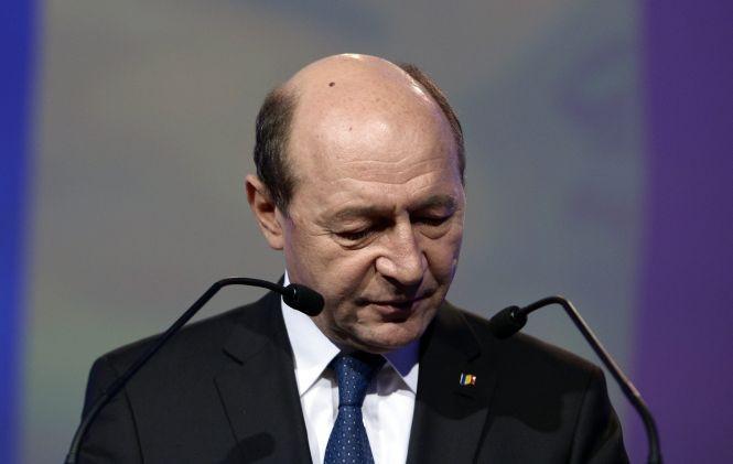 Ce privilegii pierde Traian Băsescu dacă este demis