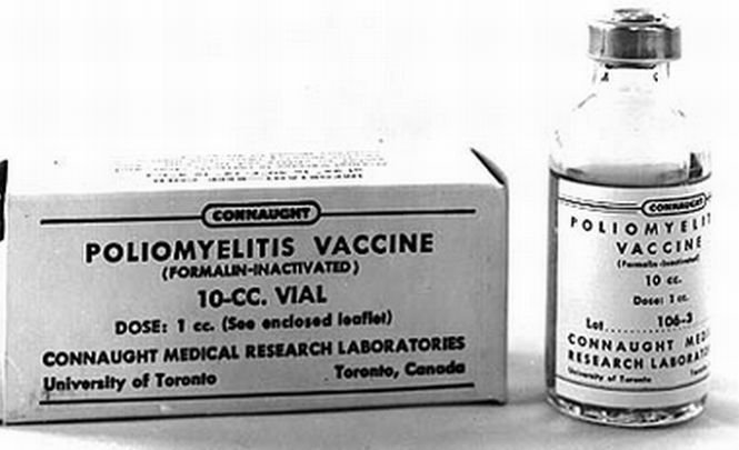 Poliomielita ar putea fi eradicată prin administrarea simultană a două vaccinuri