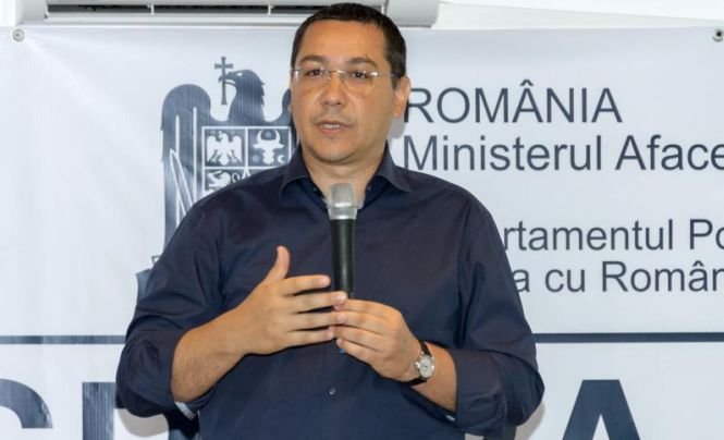 Premierul Victor Ponta a donat sânge la Centrul de Transfuzii din Tulcea